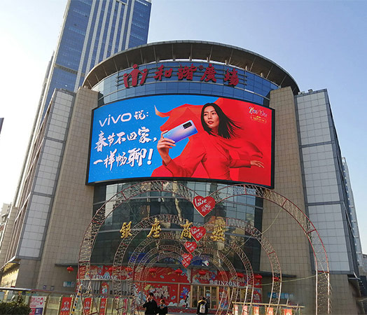 甘肅蘭州某戶(hù)外廣場(chǎng)Ｐ８項(xiàng)目　面積114 ㎡ 